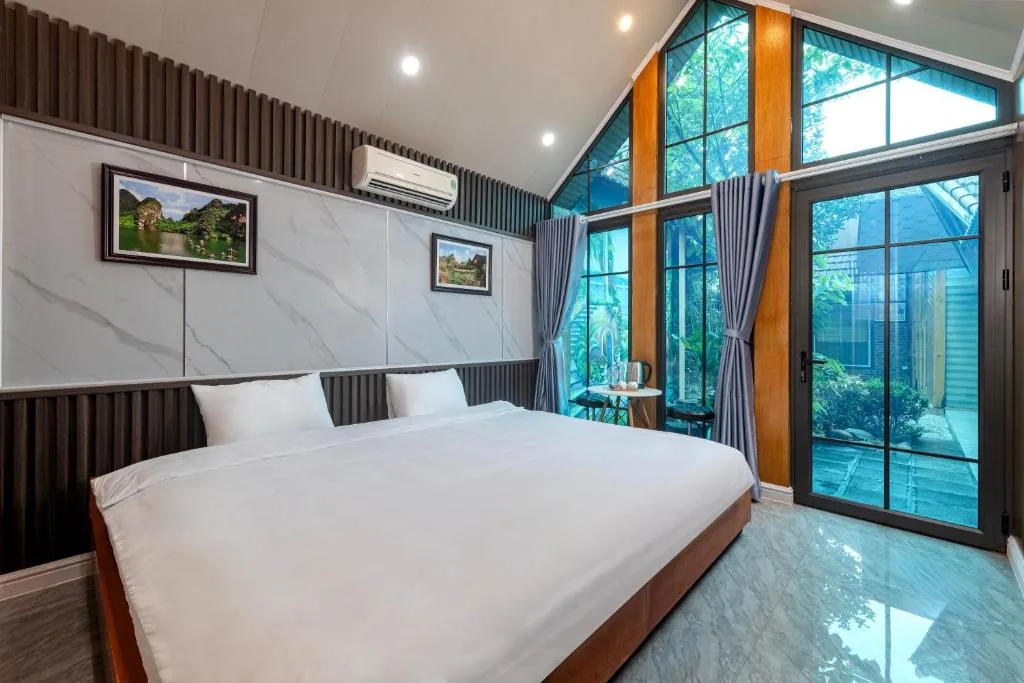 Double Room with Garden View — Tam Coc Friends Bungalow